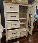 B683-48 - Shaybrock Door Chest