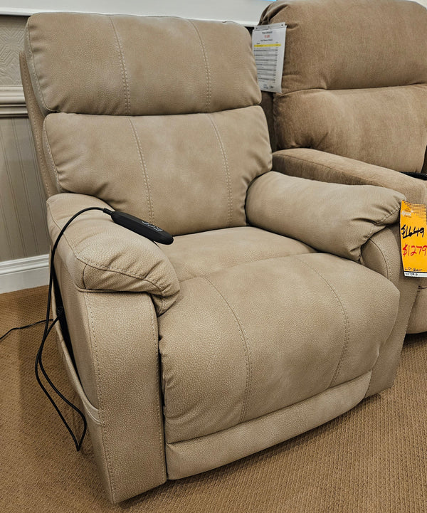 4070912 Lift Chair — Save $280