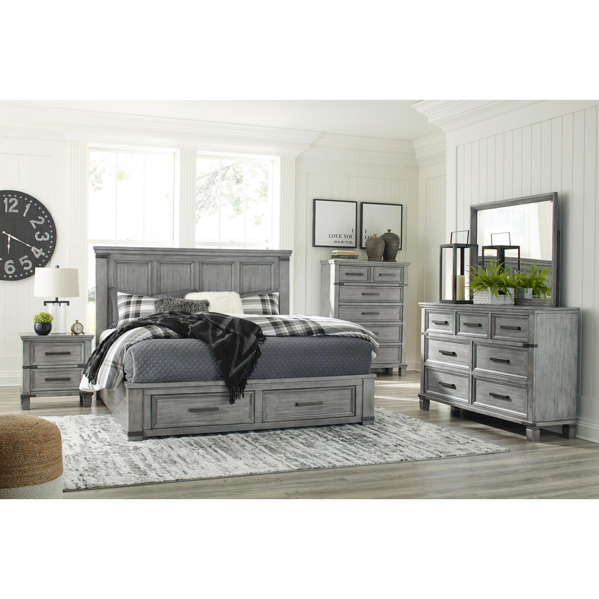 AshleyP!24 ⭐︎room306contemporary Signature Design by Ashley Foyland B989 8 pc Queen Panel