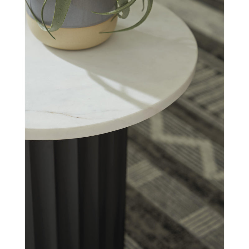 Signature Design by Ashley Wainstone A4000724 Accent Table IMAGE 3