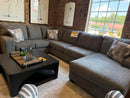 Clarington PC48405S2 3 pc Sectional with Chaise